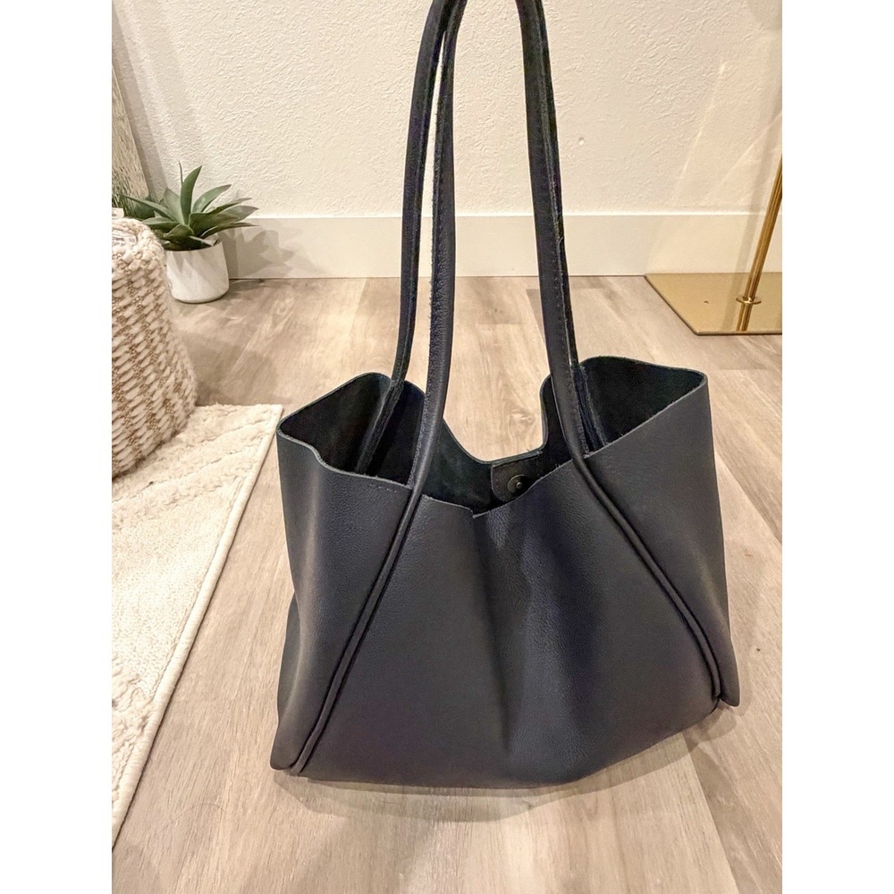 NWOT Portland Leather Verona Tote Night Owl Blue Full Grain Large Shoulder Bag - Picture 9 of 10